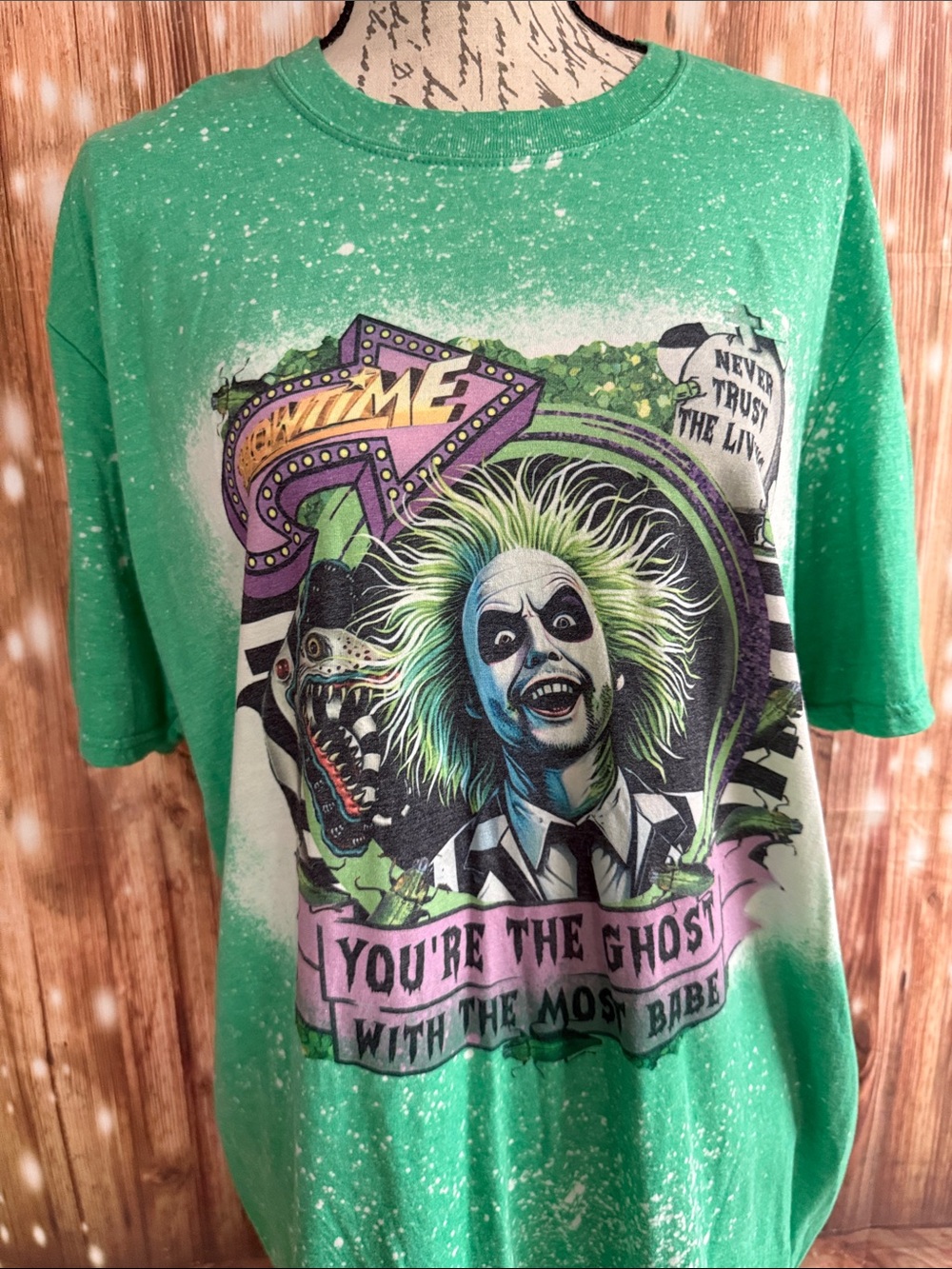 Gildan Bright Green Beetlejuice Graphic Tee with Multicolor Print